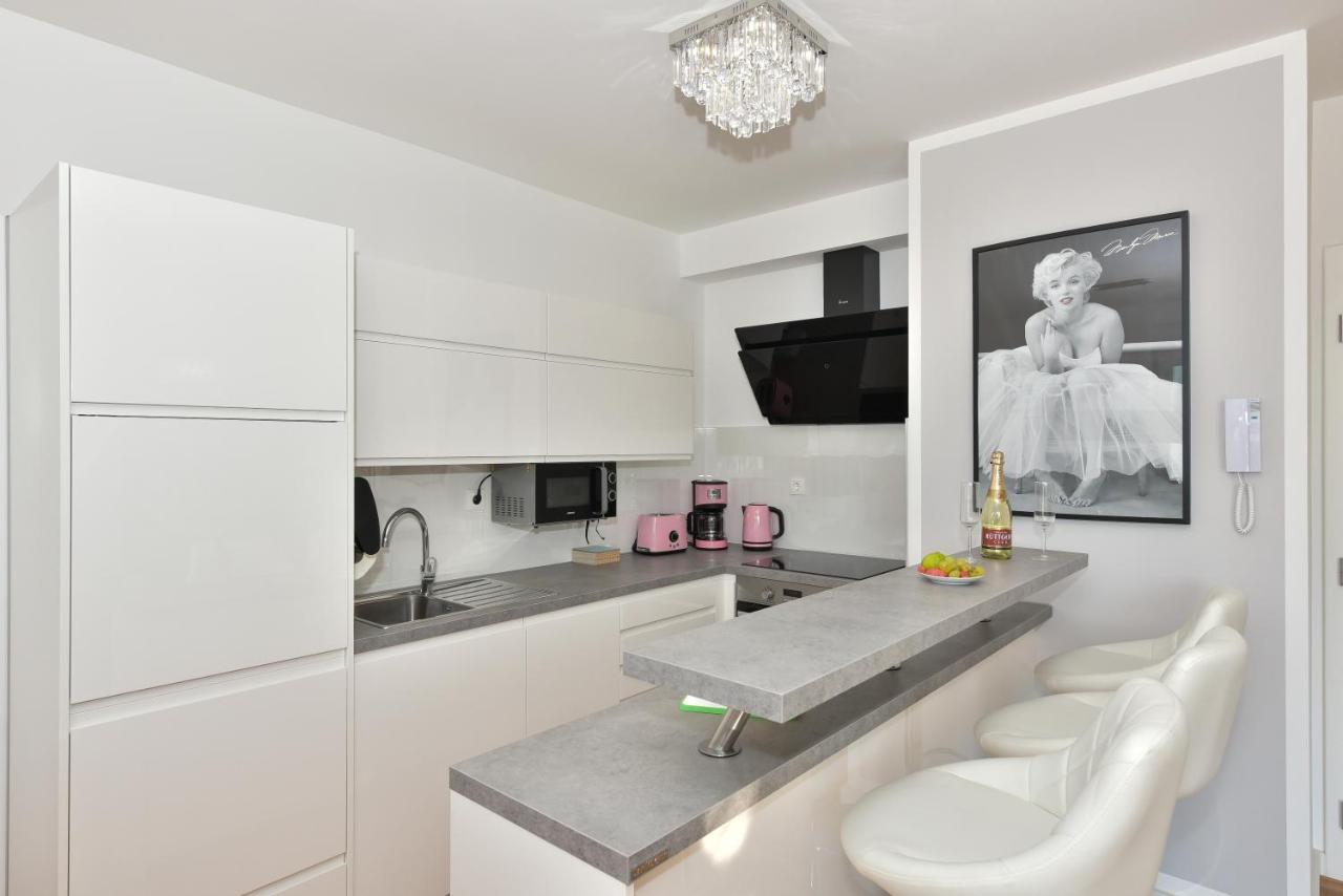 Mm Luxury Apartments Gold & Rubin Zadar Exterior photo